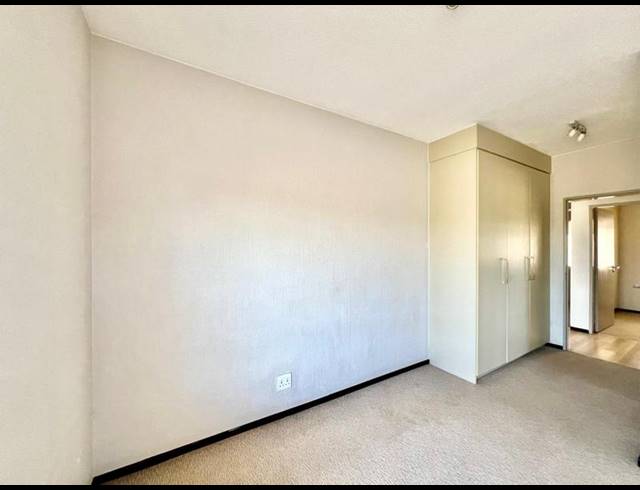 2 BEDROOM PROPERTY TO RENT IN FOURWAYS